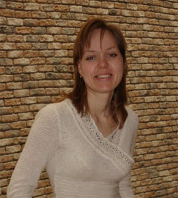 Финансовый консультант по детским накоплениям и дополнительным пенсионным накопланеиям Мария Лошакова